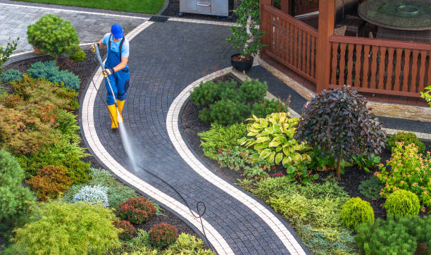 Best Sidewalk Pressure Washing  in Lakeview, OR